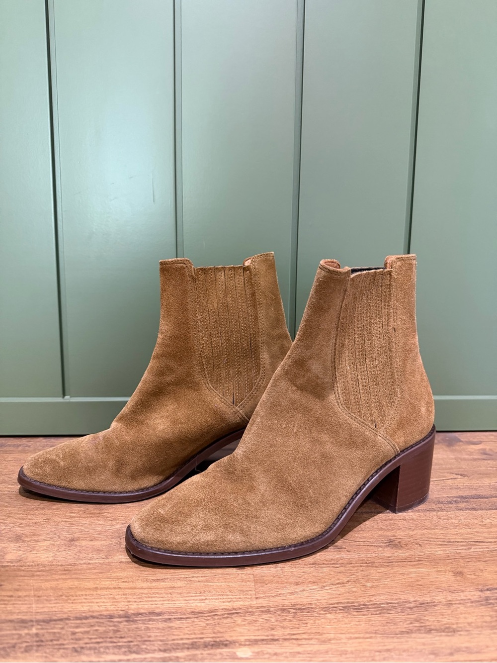 Sezane Suede Ankle Boots in Camel